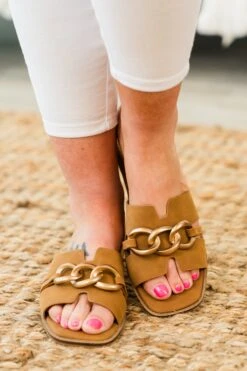 Corky's: Can't Be Best Sandals, Cognac