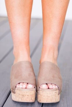 Corky's: Everything Is Turning To Gold Wedges, Brown Distressed 12 Corky's: Everything Is Turning To Gold Wedges, Brown Distressed -Chic Soul Store Corky s EveythingsTurningToGoldWedge BrownDistressed 3