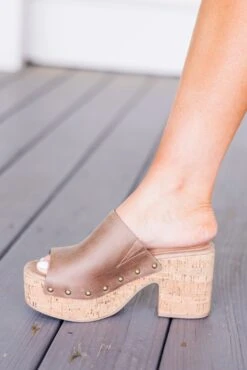 Corky's: Everything Is Turning To Gold Wedges, Brown Distressed 11 Corky's: Everything Is Turning To Gold Wedges, Brown Distressed -Chic Soul Store Corky s EveythingsTurningToGoldWedge BrownDistressed 4