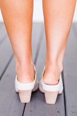 Corky's: Trading Sugar For Secrets Mules, Ivory -Chic Soul Store Corky s TradingSugarForSecretsMules Ivory 5