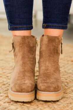 Corky's: Bay Girl Boot, Saddle 12 Corky's: Bay Girl Boot, Saddle -Chic Soul Store Corkys BayGirlBoot Saddle 2