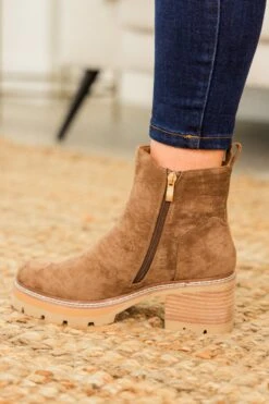 Corky's: Bay Girl Boot, Saddle 11 Corky's: Bay Girl Boot, Saddle -Chic Soul Store Corkys BayGirlBoot Saddle 5