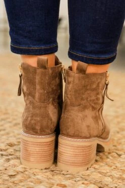 Corky's: Bay Girl Boot, Saddle 13 Corky's: Bay Girl Boot, Saddle -Chic Soul Store Corkys BayGirlBoot Saddle 6