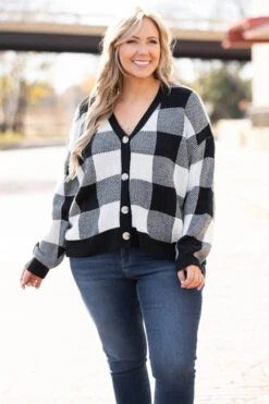 Cozy Memories Cardigan, White-Black