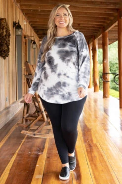 Curved Hem Slouchy Dolman Tunic, Tie Dye Gray-White -Chic Soul Store CurvedHemSlouchyDolmanTunic TieDyeGray White 0474