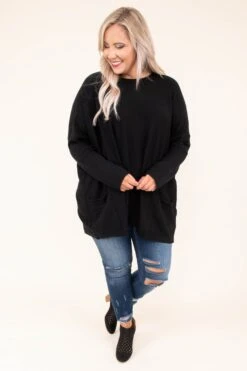 Snow Whispers Tunic, Black 8 Snow Whispers Tunic, Black -Chic Soul Store DSC4255