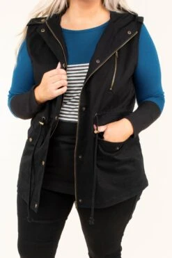 So Carefree Vest, Black -Chic Soul Store DSC8365