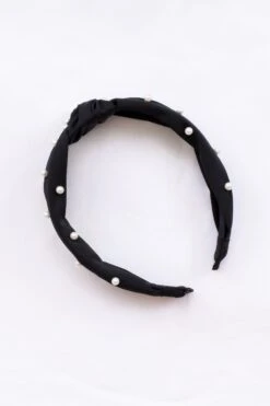 Fall Fashionista Headband, Black -Chic Soul Store DSC 0442 cd809b44 34f6 4c1b a1c2 e41dbc700199