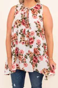 Float On The Summer Wind Tunic, Ivory 11 Float On The Summer Wind Tunic, Ivory -Chic Soul Store DSC 0632 203d4a4f 7a98 42e0 9852 63200a46a34a