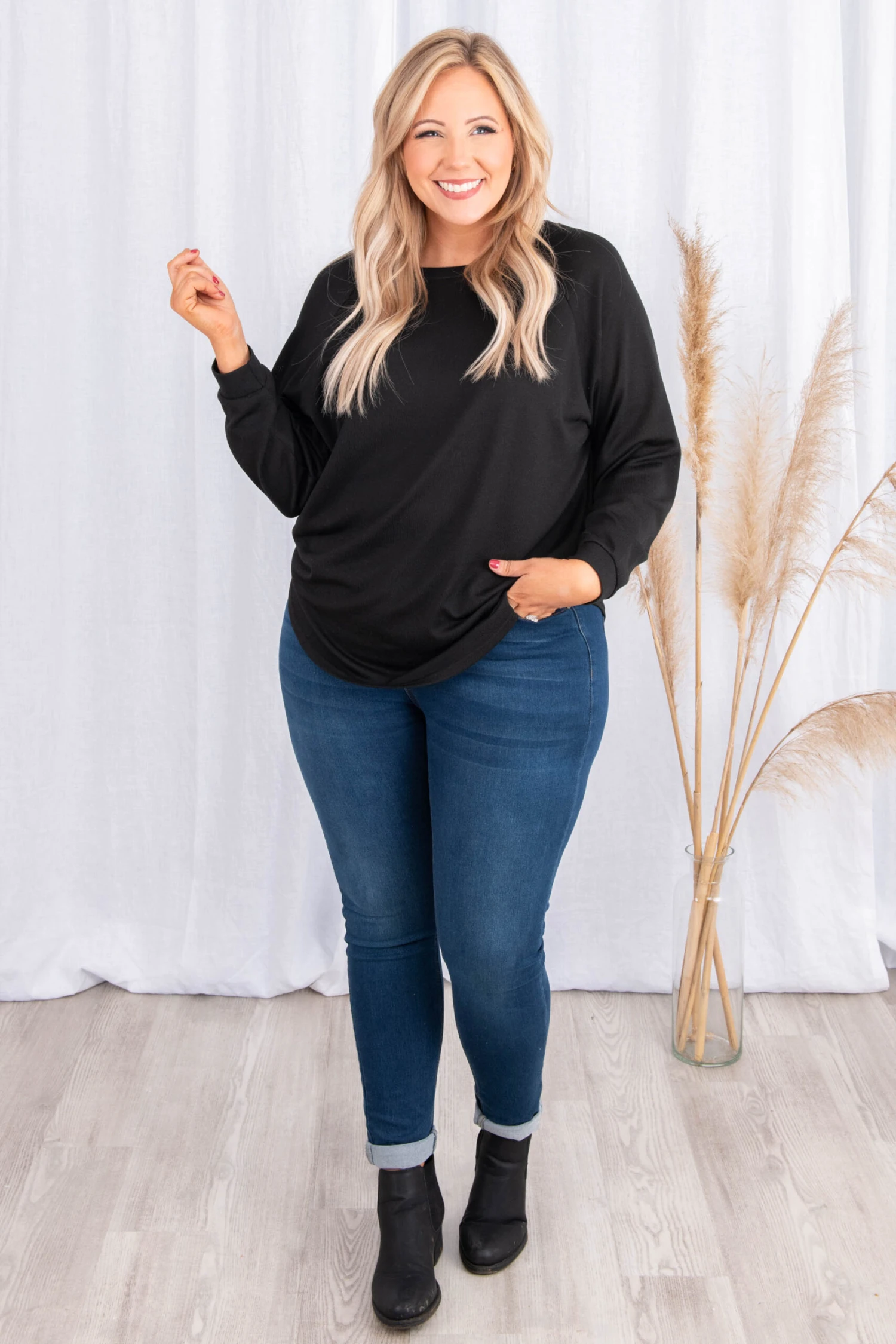 Curved Hem Slouchy Dolman Knitted Tunic, Black 5 Curved Hem Slouchy Dolman Knitted Tunic, Black - Image 3