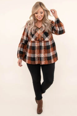 Gotta Be Me Top, Rust-Black -Chic Soul Store DSC 1690 Edit c302e956 7a58 4169 a8eb 0e2ca8c20197