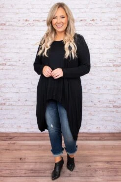 Powerful Love Tunic, Black -Chic Soul Store DSC 2323 547b08c7 cbca 4c05 ac3c 937bf5b943f9