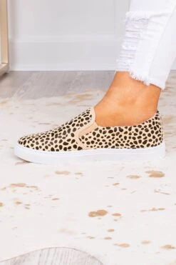 Jump Around Slides, Beige -Chic Soul Store DSC 3342