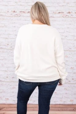 Claim Your Love Sweater, Ivory -Chic Soul Store DSC 3879 2d8f72de 7c7c 4b69 9c23 1efc57aedb3a