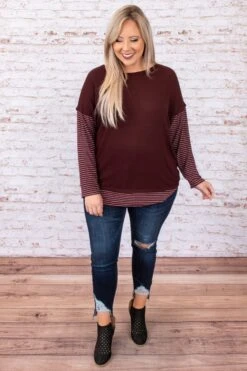 Leading The Way Top, Burgundy 10 Leading The Way Top, Burgundy -Chic Soul Store DSC 3893