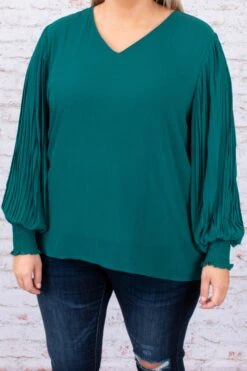 Unwritten Moments Blouse, Hunter Green -Chic Soul Store DSC 3900 40fed243 67b9 4802 9b0f 39bc00b89a97