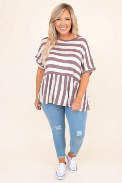 Something On Your Mind Top, Mushroom -Chic Soul Store DSC 4135 0688a37c 2627 4fcc 9db7 796aa00181d4