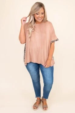 So Fetch Jeans, Light Wash -Chic Soul Store DSC 4172 18070570 2179 46fd 898b 1d40a39f39da