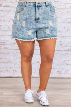 Beach Hangout Shorts, Denim -Chic Soul Store DSC 5077 d7f1577f 8adc 4d3f 8a10 42e936a2b875