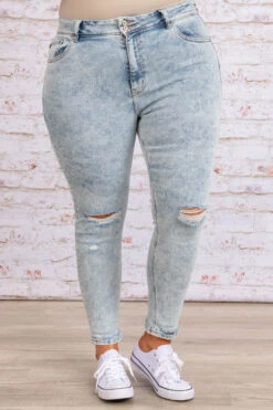 Stay Late Jeans, Light Wash 10 Stay Late Jeans, Light Wash -Chic Soul Store DSC 5121 26cd78ac a319 460a bb46 134daa60b167