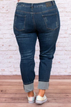 Arriving In Style Boyfriend Jeans, Dark Wash -Chic Soul Store DSC 5547 dd90b603 6c5f 4367 9d9c c202d42fa197