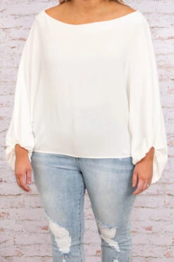 Sweet Loyalty Top, Ivory -Chic Soul Store DSC 6011 5cea6e0d 7c11 4e23 b7b0 e2b97a880945