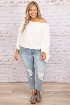 Sweet Loyalty Top, Ivory -Chic Soul Store DSC 6015 72c4fe9d 2382 413a a4bb bb1fcbceb547