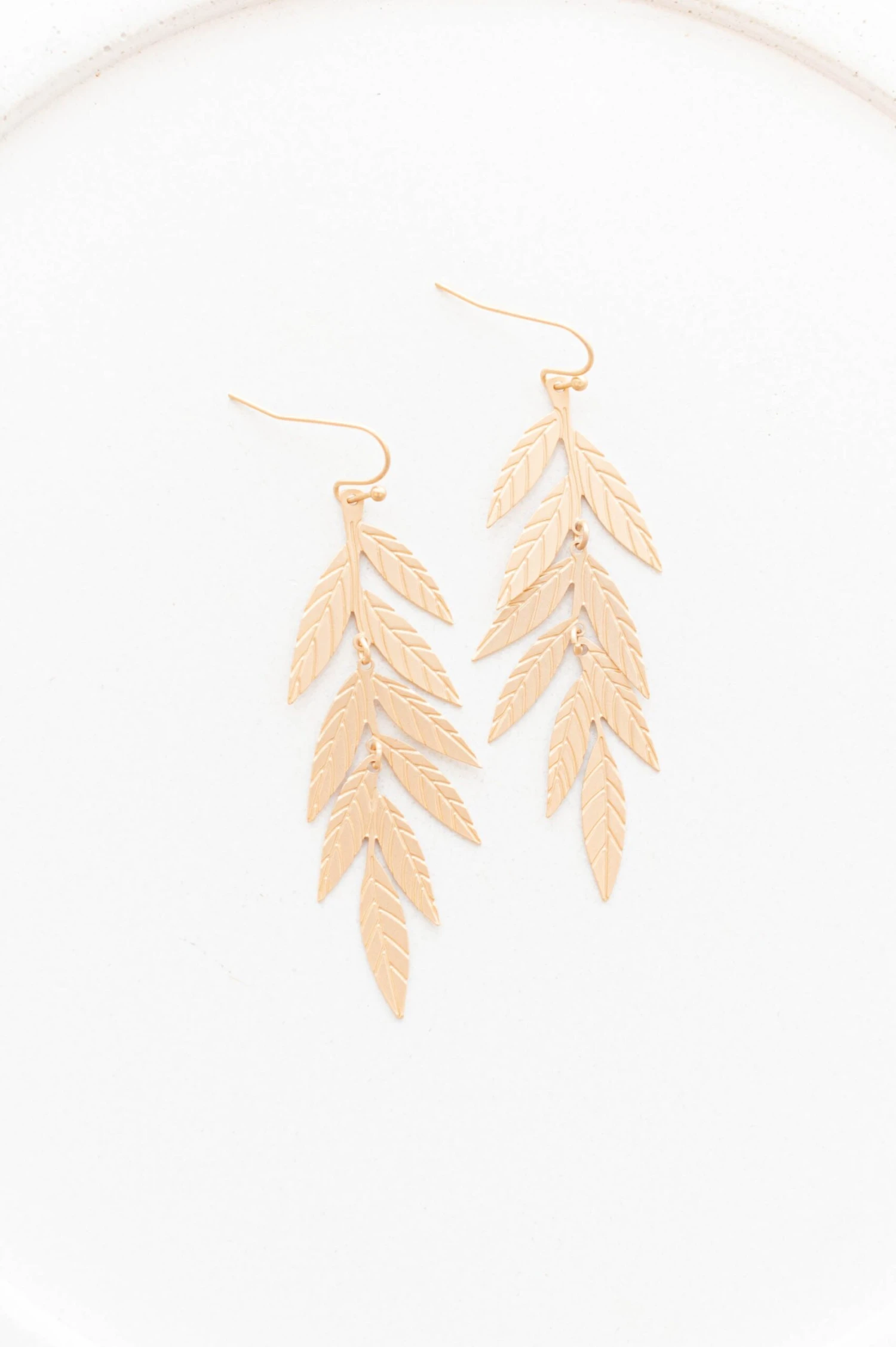 Dainty Leaves Earrings, Gold 3 Dainty Leaves Earrings, Gold