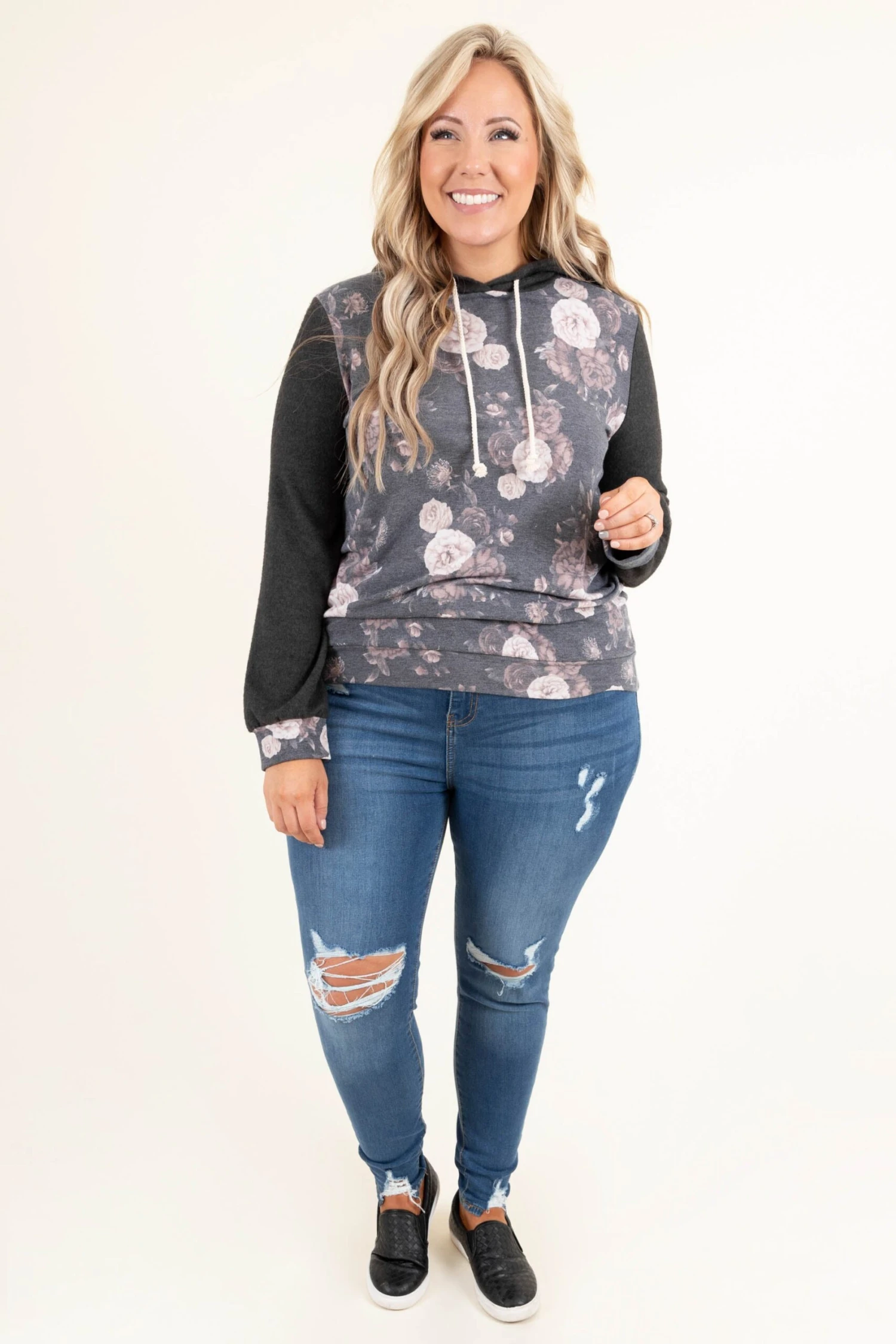 Does Not Belong Jeans, Medium Wash 6 Does Not Belong Jeans, Medium Wash - Image 4