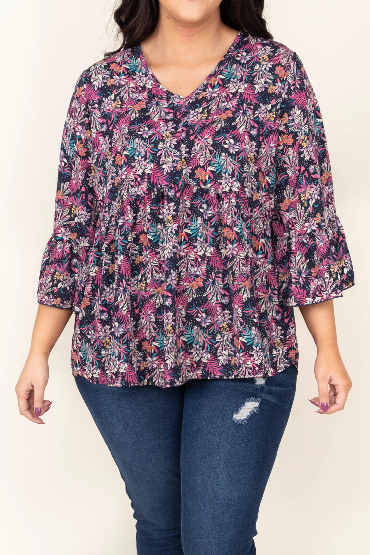 Don't Fade Top, Navy 6 Don't Fade Top, Navy - Image 4