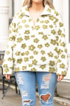 Dreams Of Daisies Pullover, Sage 11 Dreams Of Daisies Pullover, Sage -Chic Soul Store DreamsOfDaisiesPullover Sage 9919