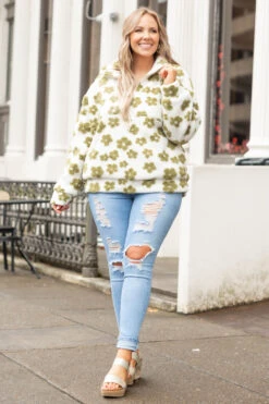 Dreams Of Daisies Pullover, Sage 9 Dreams Of Daisies Pullover, Sage -Chic Soul Store DreamsOfDaisiesPullover Sage 9920