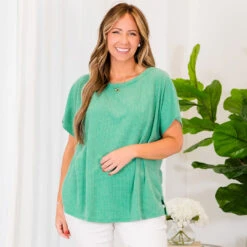 Drifting Into View Top, Kelly Green