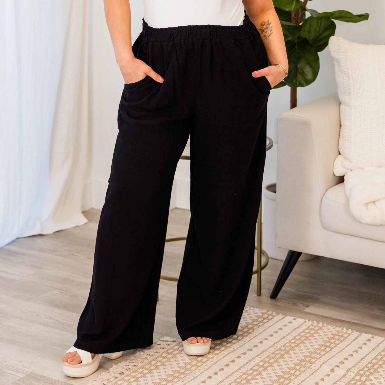 Easy To Style Pants, Black 3 Easy To Style Pants, Black