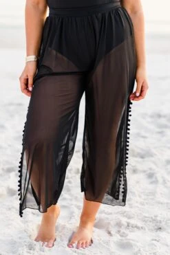 Embracing The Breeze Bottoms, Black