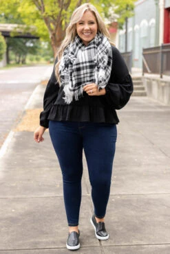 Fireside Snuggles Scarf, Black -Chic Soul Store FiresideSnugglesScarf Black