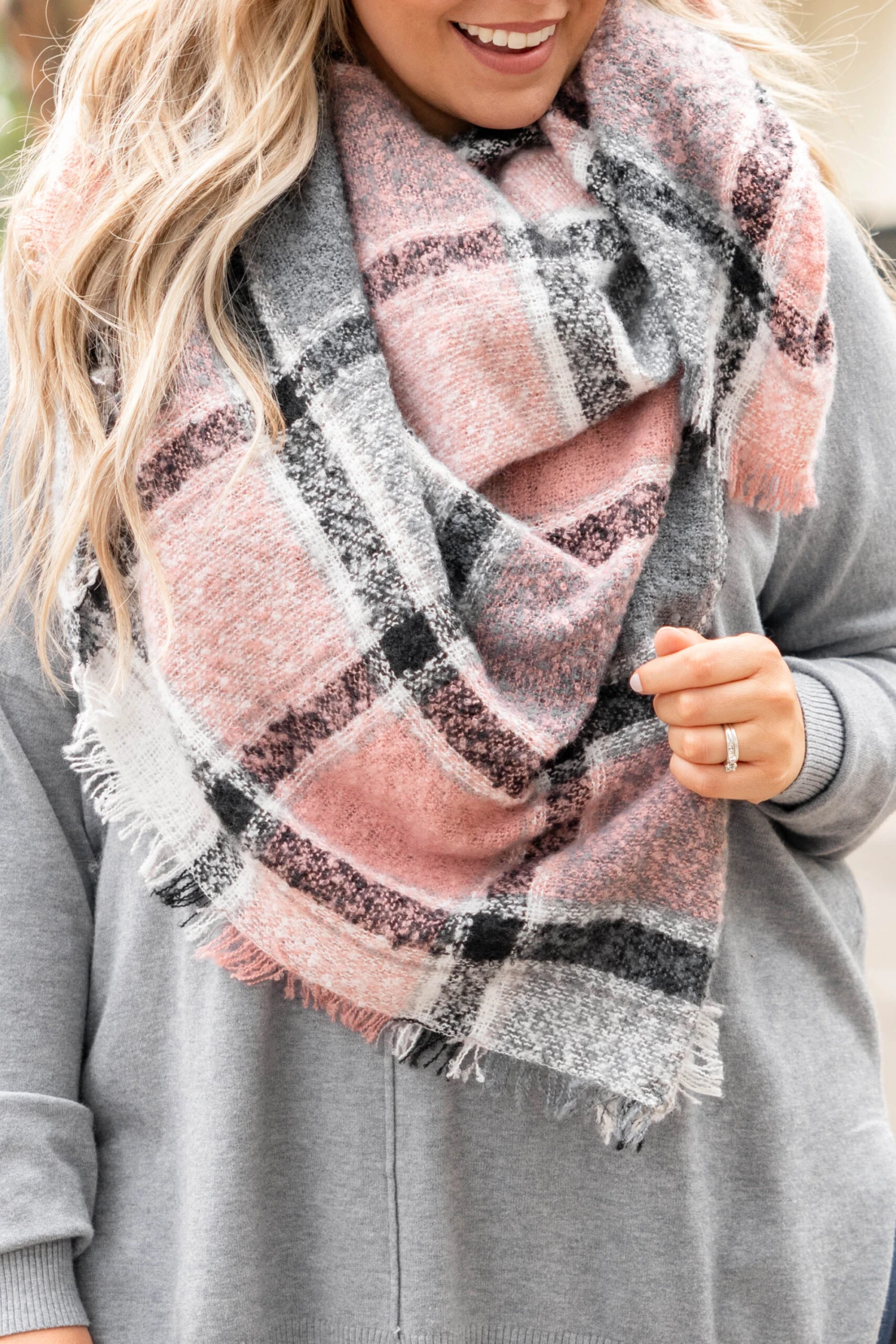 Flash A Smile Scarf, Pink 6 Flash A Smile Scarf, Pink - Image 4