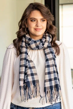 Frosted Upon Scarf, Black