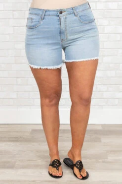 Fun And Games Shorts, Light Wash