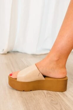 Glimpse Of Me Wedges, Nude 11 Glimpse Of Me Wedges, Nude -Chic Soul Store GlimpseofMeWedges Nude 4