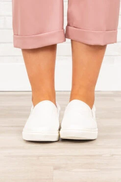 Grand Prize Slides, White 11 Grand Prize Slides, White -Chic Soul Store GrandPrizeSlides White 3