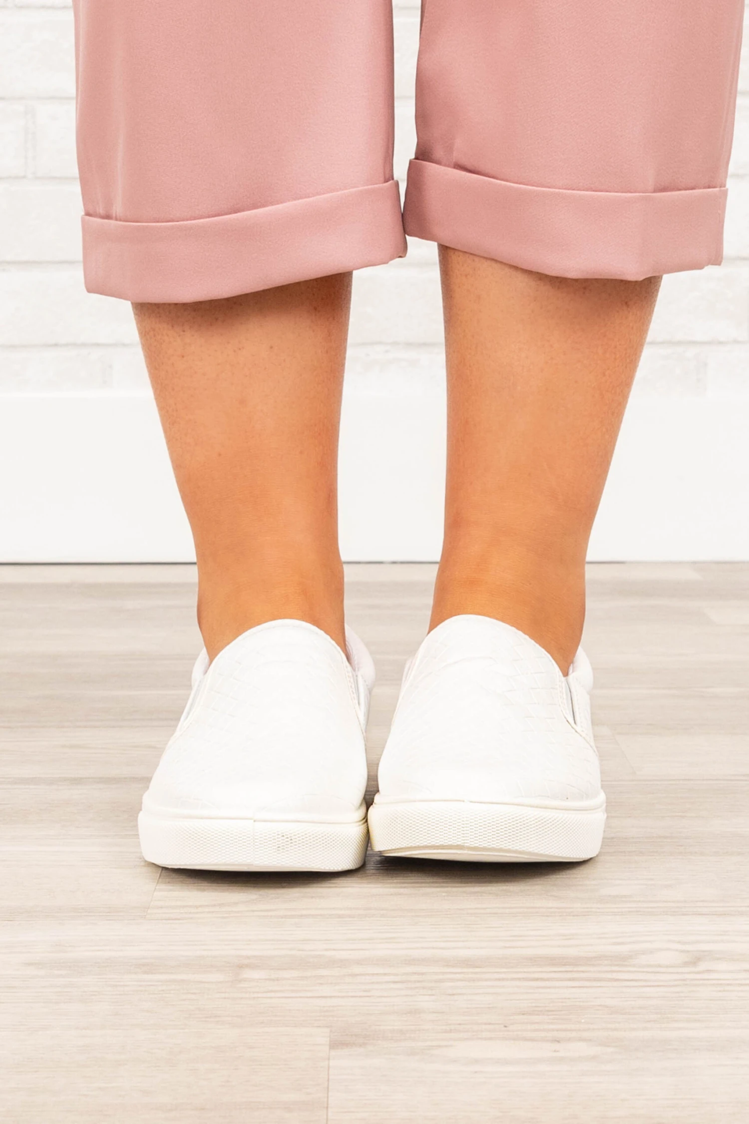 Grand Prize Slides, White 6 Grand Prize Slides, White - Image 4