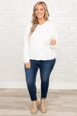 Greet The Day Top, White -Chic Soul Store GreetTheDayTop White 0059