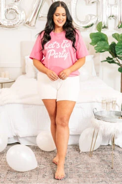 Hit The Town Tee, Charity Pink 9 Hit The Town Tee, Charity Pink -Chic Soul Store HitTheTownTee CharityPink 4