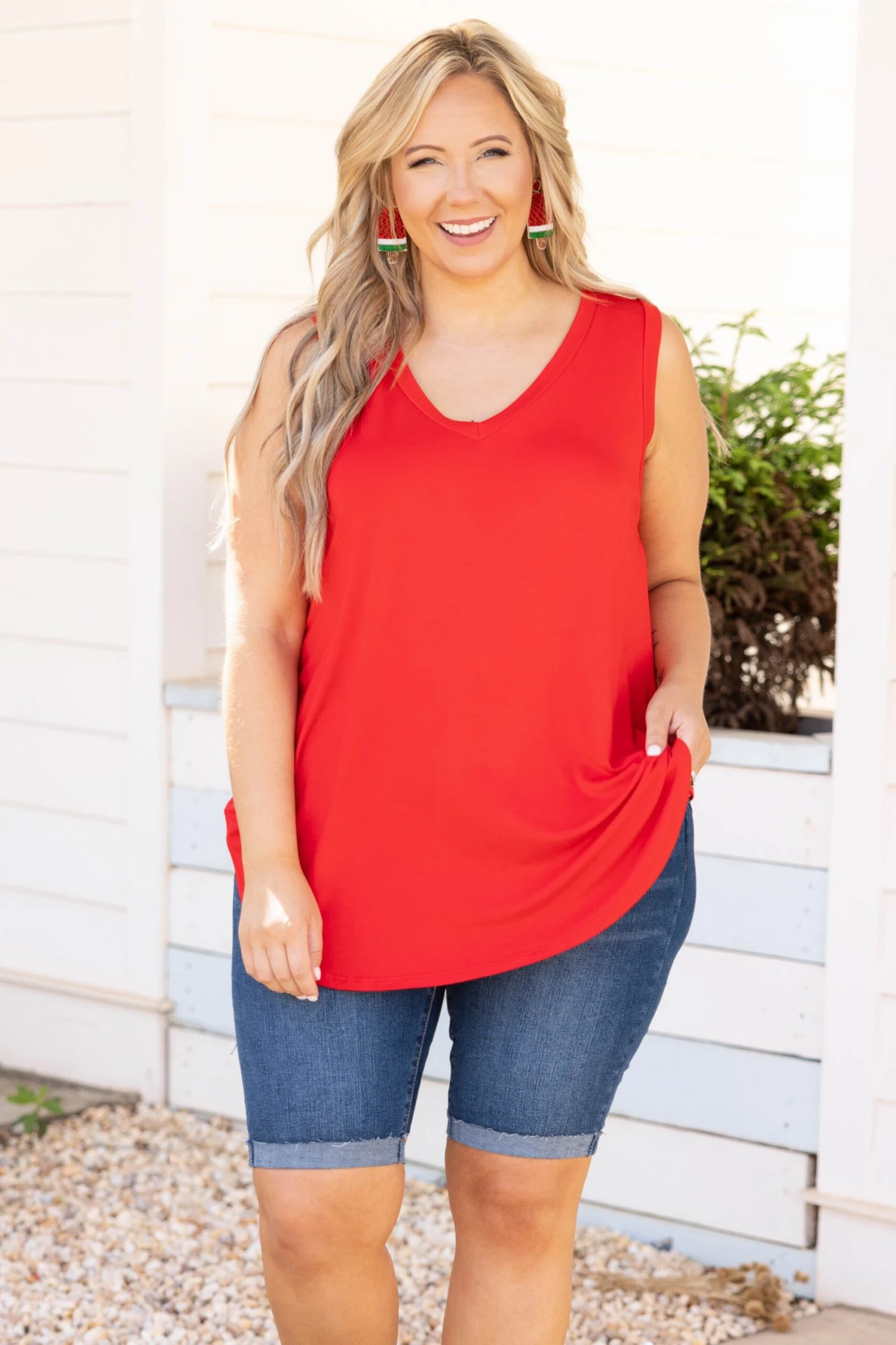 Hot Days Outside Tank, True Red 3 Hot Days Outside Tank, True Red