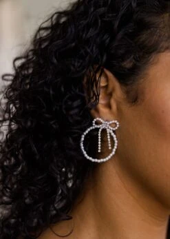 How Cavalier Earrings, Silver