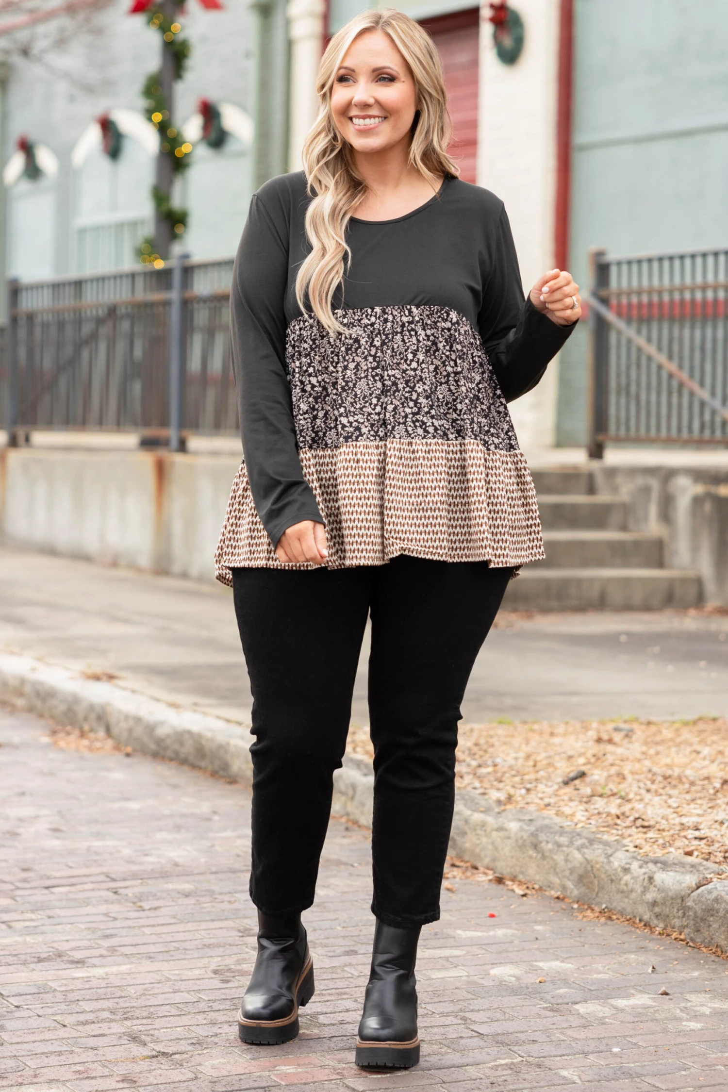 I Know That You Know Top, Black 4 I Know That You Know Top, Black - Image 2