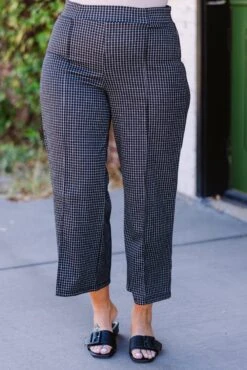 I'm Still Standing Pants, Black-White -Chic Soul Store I mStillStandingCroppedLeggings Black White 2