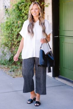 I'm Still Standing Pants, Black-White -Chic Soul Store I mStillStandingCroppedLeggings Black White 6