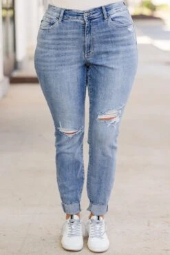 Judy Blue: Setting Trends Skinny Jeans, Medium Wash 12 Judy Blue: Setting Trends Skinny Jeans, Medium Wash -Chic Soul Store JudyBlue SettingTrendsSkinnyJeans MediumWash 3